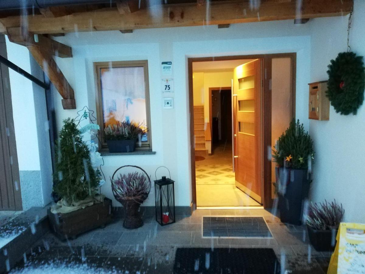 Ciasa Wallis Badia  Exteriör bild